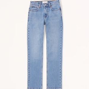 A & F Mid Rise Straight Jean in Short Length